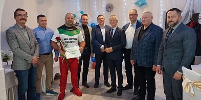 Łobżenica: Spotkanie z Sebastianem Sobiechem - wicemistrzem świata w trójboju siło-31113
