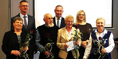 "Krajniacy" uhonorowani podczas sesji Rady Gminy Lipka-31140