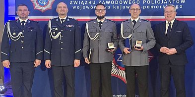 Dzielnicowi z nakielskiej komendy wyróżnieni „Kryształo-32010