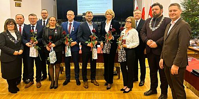 Odznaczenia dla pracowników Urzędu Miejskiego w Koronow-32436