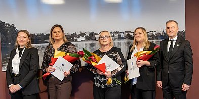 Sępólno Krajeńskie: Uroczyste wręczenie aktów nadania s-32487