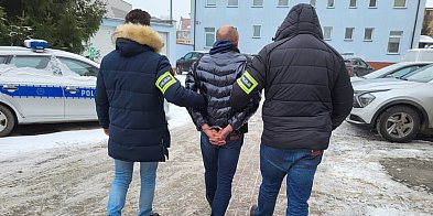 Ponad 30 kg narkotyków przejętych przez policjantów z N-33022