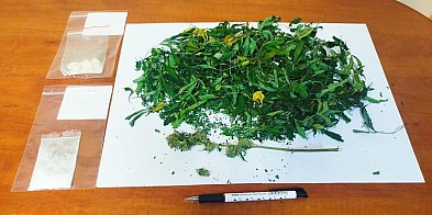 Złotów: W mieszkaniu ukrył narkotyki, a w specjalnej sz-33349