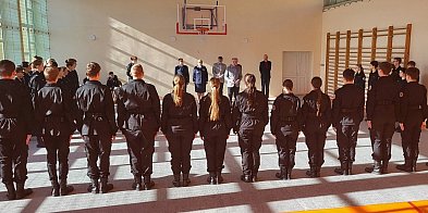 Sępólno Krajeńskie: Kadeci klasy policyjnej otrzymali a