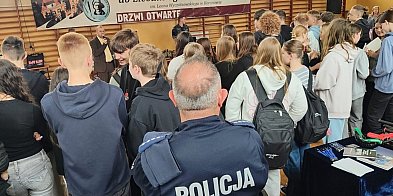 Koronowscy policjanci promowali służbę w Policji wśród
