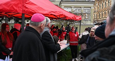 Bydgoszcz: Caritas Diecezji Bydgoskiej zaprosiła na Światowy Dzień Ubogich-31787