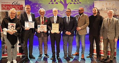 Seniorzy z Sępólna Krajeńskiego z nowymi przywilejami. Ruszyła Ogólnopolska Karta