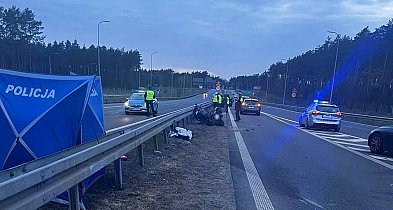 Tragiczny wypadek w Pawłówku. Nie żyje 60-letni motocyklista z Piły