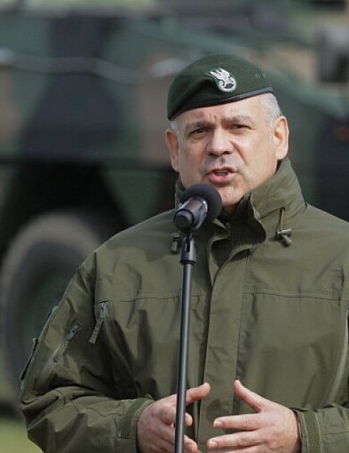 Gen. Kukuła o dronach nad Polską-30135