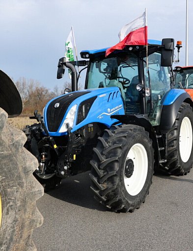 Protest rolników przeciwko Mercosur, traktory przy drogach - najwięcej w zachodnio-31639