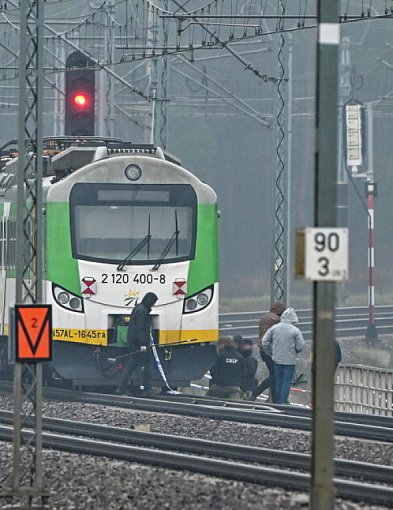 Premier: eksplozja miała najprawdopodobniej doprowadzić do wysadzenia pociągu na t-31708