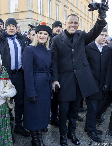 W orszaku Trzech Króli w Warszawie uczestniczył prezydent RP wraz z małżonką-32977