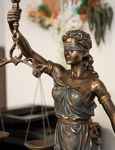 Sąd umorzył sprawę Jarosława Kaczyńskiego z oskarżenia Krzysztofa Brejzy