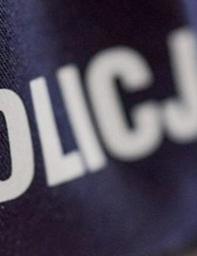 Policjanci z komisariatu w Koronowie uratowali nastolatkę