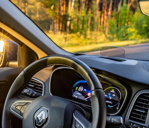 Masz to auto w garażu? Producent natychmiast wzywa na kontrolę!-30125