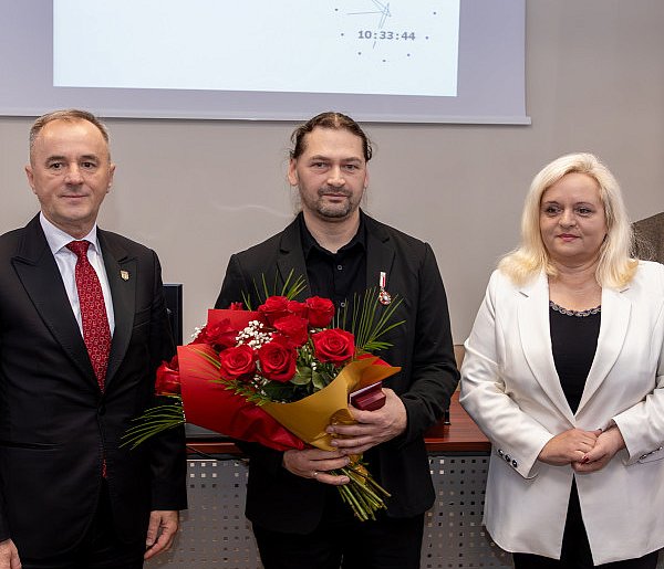 Sępólno Krajeńskie: Jacek Wojtania nagrodzony medalem Ministra Kultury-31328