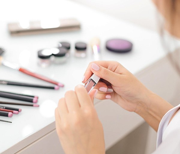 Nie używaj tych kosmetyków. GIS ostrzega przed produktami-32032