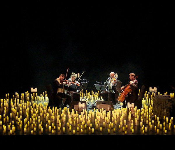 Magiczny wieczór „Symfonii Magii – Koncertu w Świetle Tysiąca Świec” w Sępólnie Kr-32127