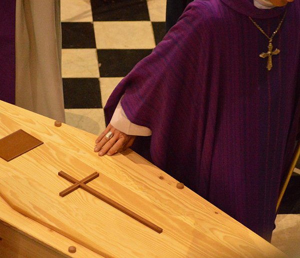 Rewolucja w pochówkach coraz bliżej. Tego w Polsce jeszcze nie było-32269