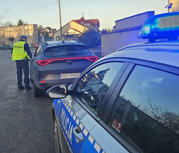 KPP Sępólno Krajeńskie: Podsumowanie weekendu świątecznego na terenie powiatu sępo-32803