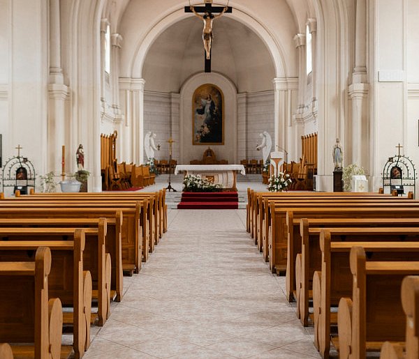 Miliony na Kościół w 2026 roku. Państwo co roku dokłada do duchownych-32838