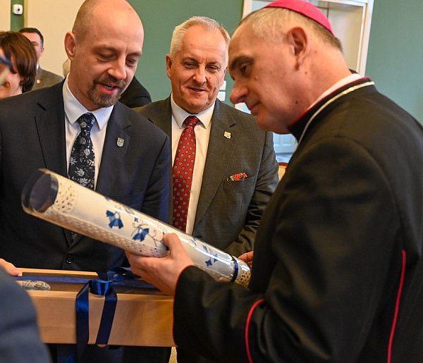 Bydgoszcz: Spotkanie biskupa Włodarczyka z samorządowcami-33265