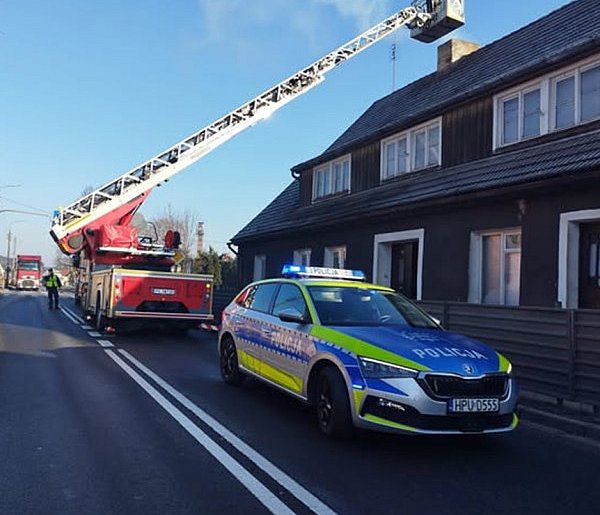 Jastrowie: Właściwa reakcja policjantów z Wydziału Ruchu Drogowego Złotowskiej jed-33307