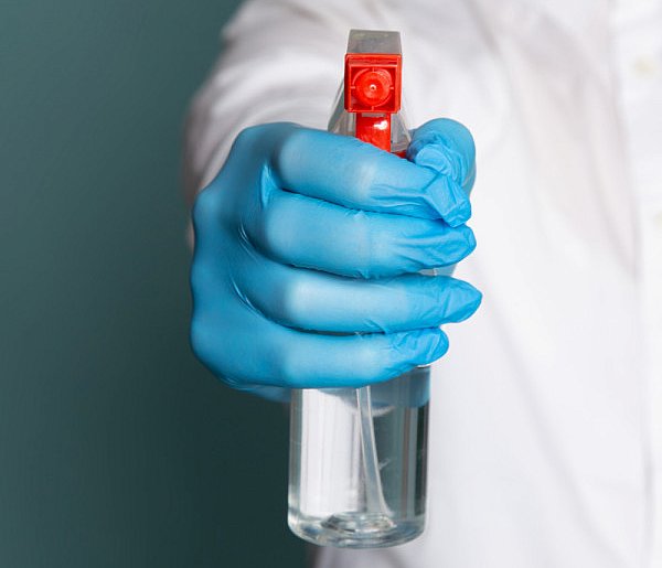 Natychmiastowe wycofanie preparatu. Jest komunikat GIF-33379