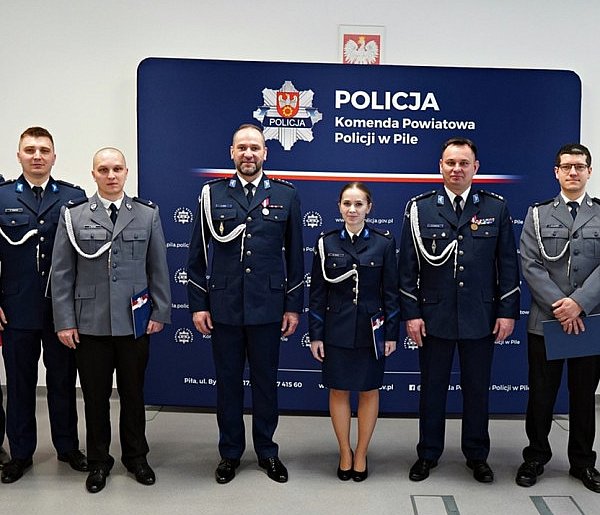 Piła: Awanse pilskich funkcjonariuszy w korpusie podoficerów