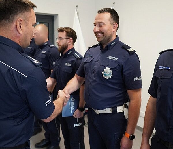 Bohaterska postawa pilskiego policjanta