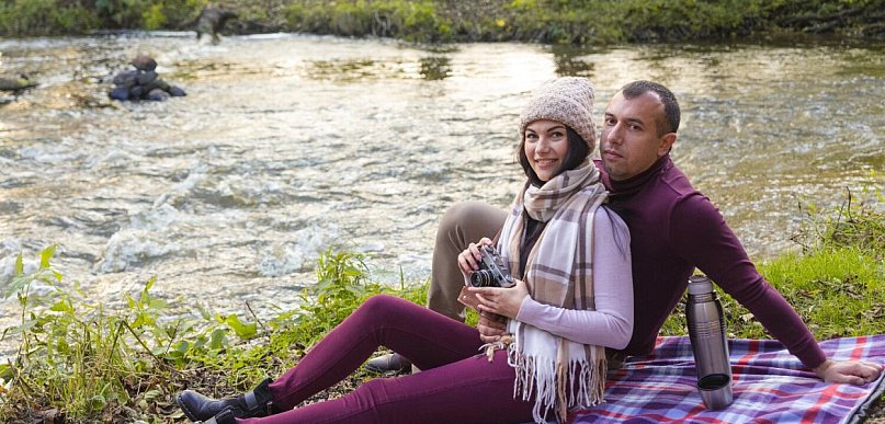 Jak zaplanować niezapomniany romantyczny weekend dla dwojga w sercu gór?