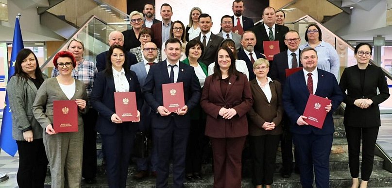 Łobżenica: Nowoczesny plac zabaw przy żłobku „Leśna Polana”