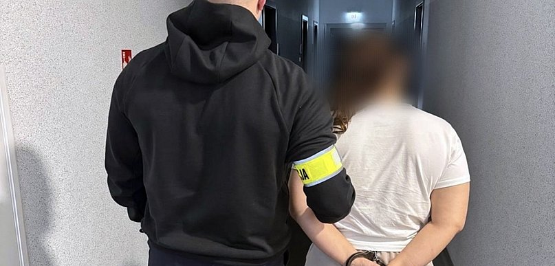 Piła: Okradały klientów w marketach. Złodziejski duet w rękach policji