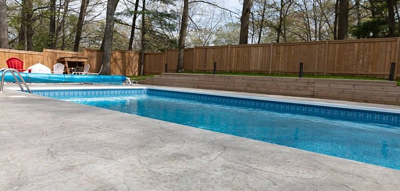 Basen w przydomowym ogrodzie - coraz popularniejszy wybór wśród mieszkańców region