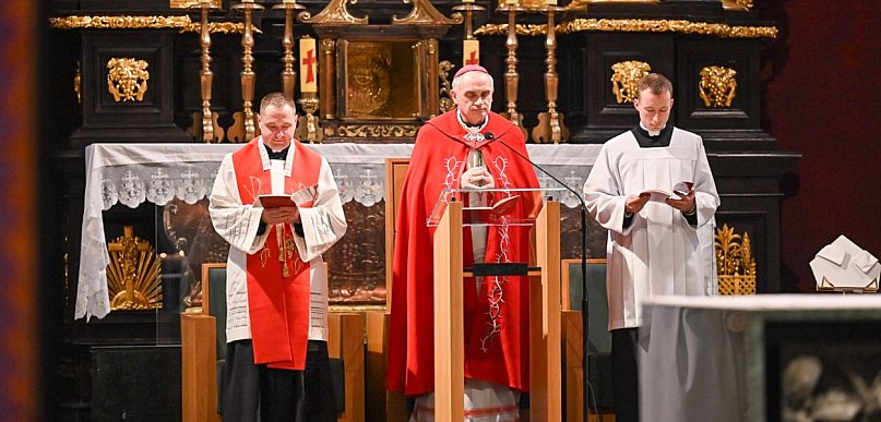 Bydgoszcz: Wierni trwali na Ciemnej Jutrzni