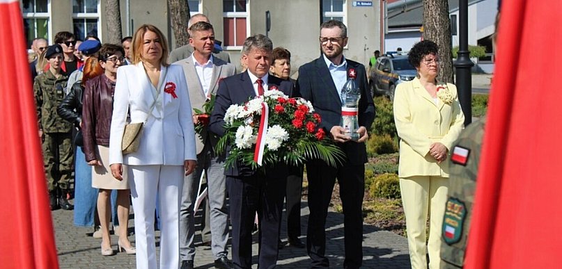 Obchody 235. Rocznicy uchwalenia Konstytucji 3 Maja w Mroczy