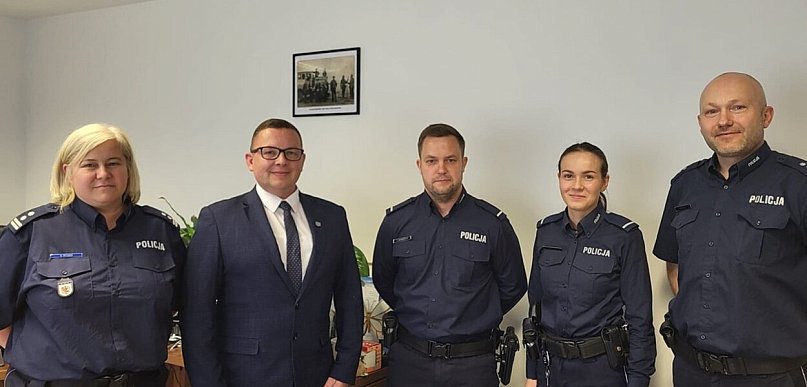 Więcbork: Szybka reakcja policjantów zapobiegła włamaniu
