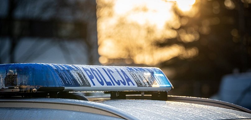 16-latek zatrzymany w Debrznie. Jechał z fałszywymi tablicami i bez uprawnień