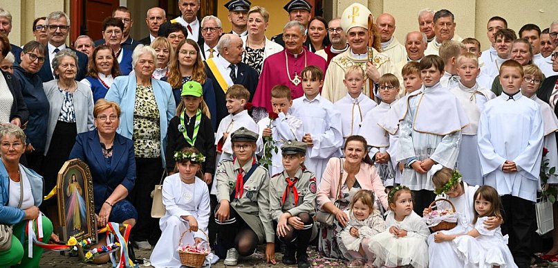 100-lecie parafii Najświętszego Serca Pana Jezusa w Samsiecznie