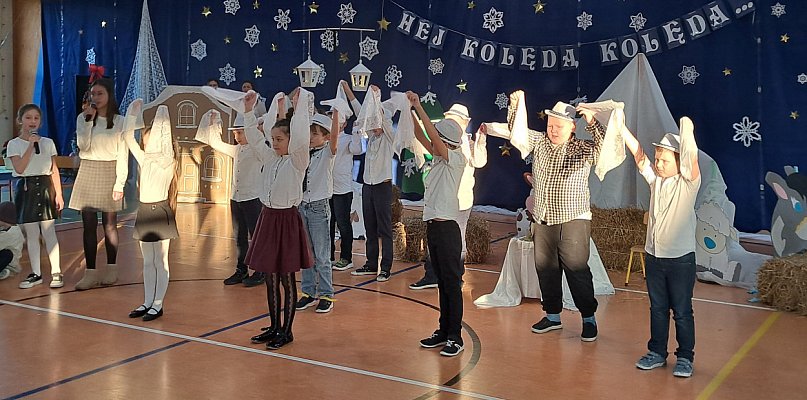 Gmina Okonek: Jasełka w Zespole Szkół w Lotyniu - 32604