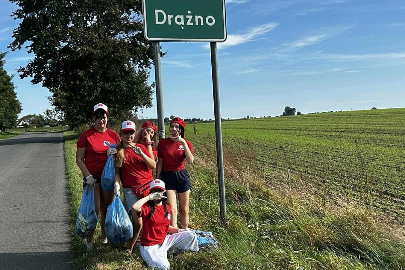 Gmina Mrocza: Sprzątanie Świata i piknik rodzinny w Drążnie