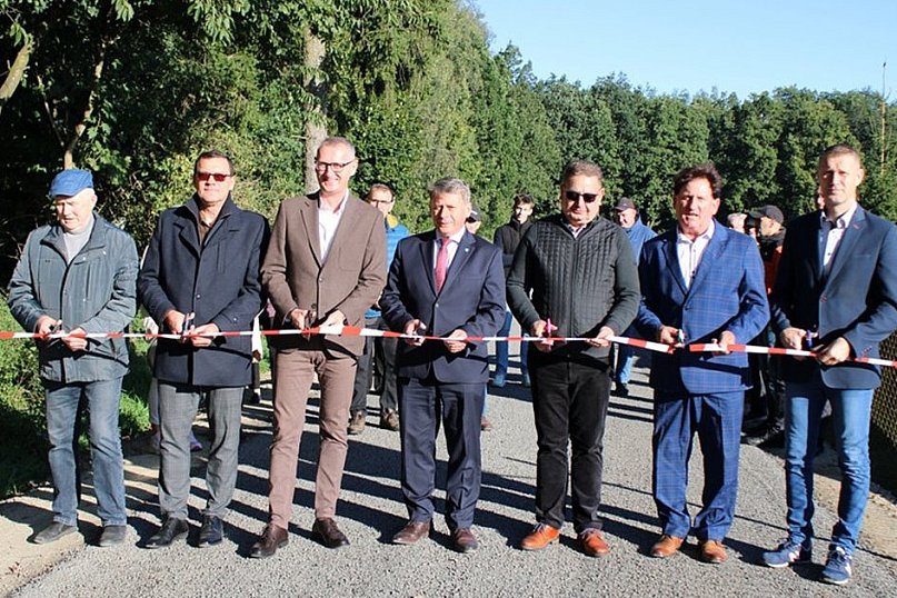 Gmina Mrocza: Odbiór inwestycji drogowej w Matyldzinie