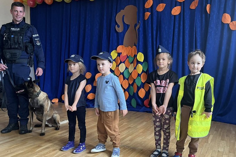 Człuchów - Policjant, pies i radiowóz – wielka przygoda Borowików i Skrzatów!