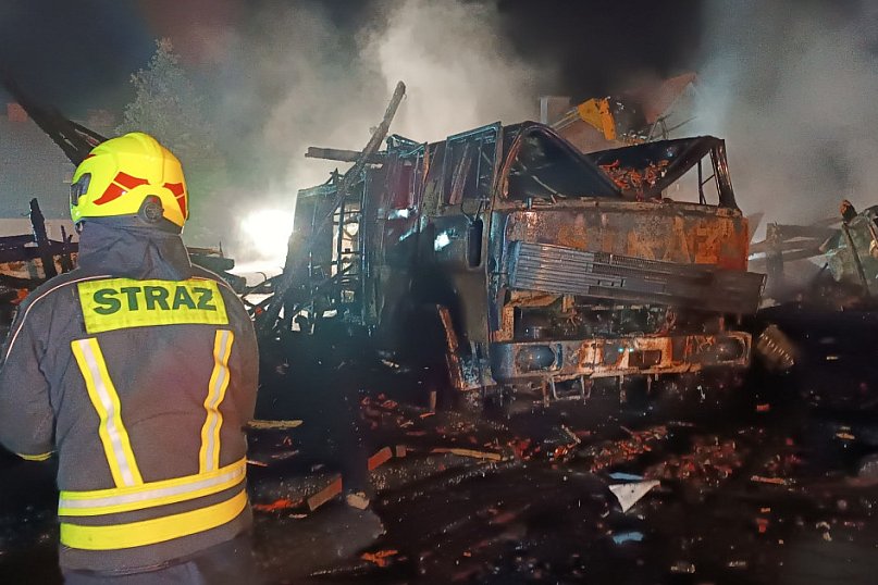 Powiat złotowski - Pożar stodoły w miejscowości Lubniczka w gminie Okonek