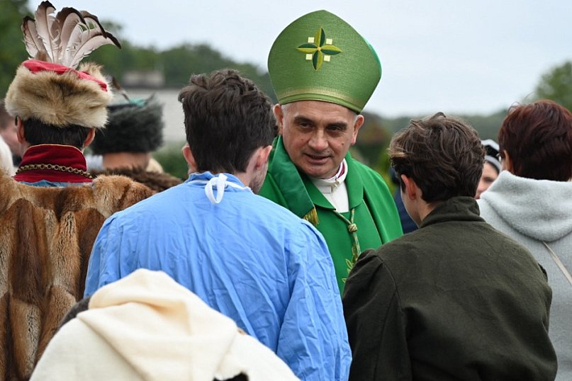 Bp Krzysztof Włodarczyk z okazji 700-lecia Runowa Krajeńskiego: Bóg nie oczekuje perfekcji, ale serca gotowego zaufać