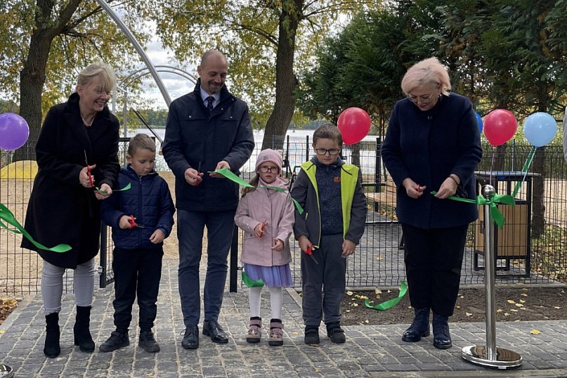 Otwarcie nowego placu zabaw przy Promenadzie w Więcborku