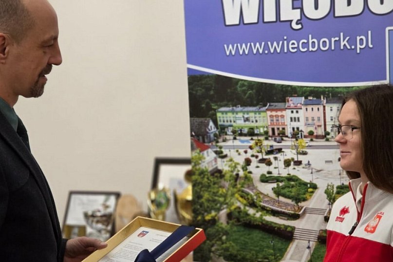 Spotkanie Burmistrza Więcborka z Moniką Wyrobek