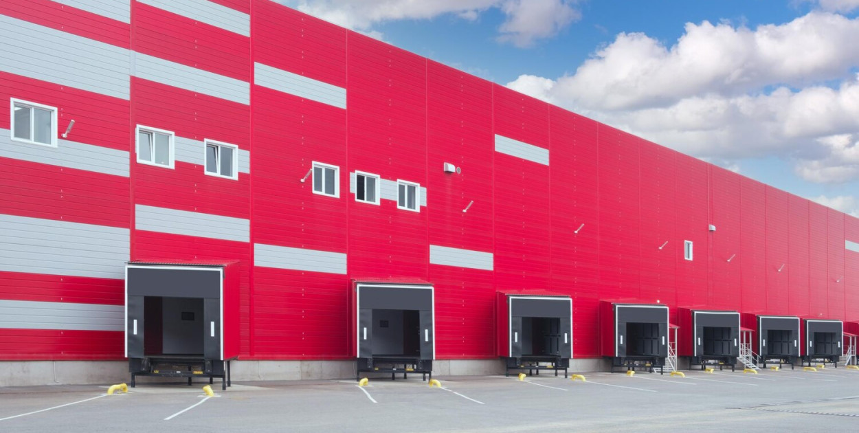 Jak wybrać idealną powierzchnię magazynową dla swojej firmy?