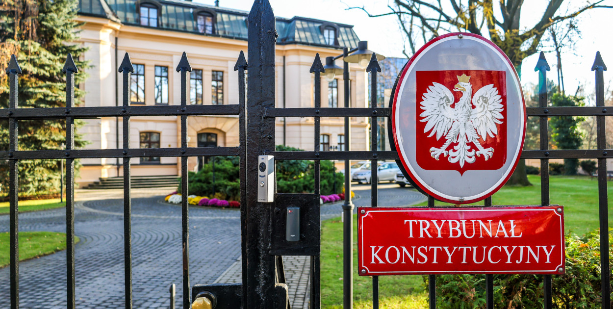 TK: rozporządzenie MEN o jednej godzinie religii tygodniowo niezgodne z konstytucj