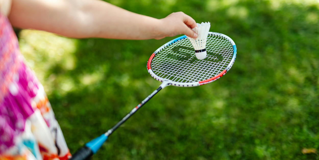 Badminton – czy to sport dla każdego? Podstawowe zasady zabawy - fot. partnera
